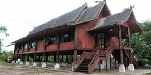 Rumah Betang Suku Dayak