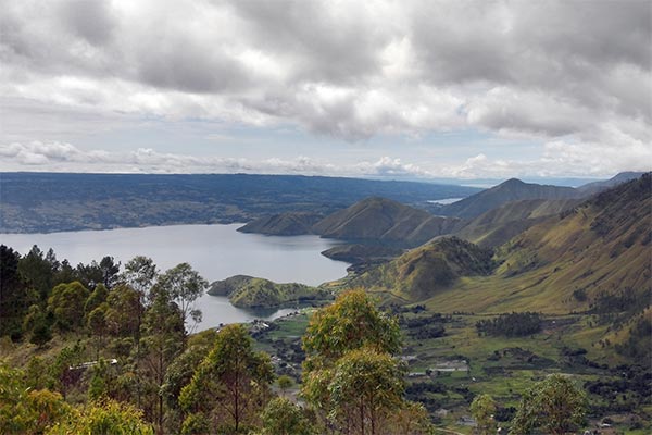 danau toba dilihat dari tele