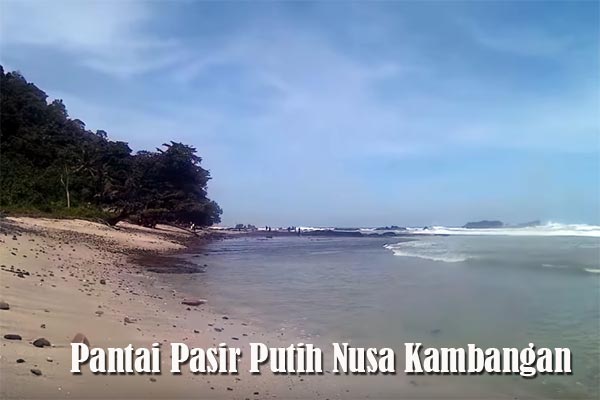 Pantai Pasir Putih di Pulau Nusa Kambangan