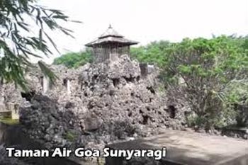 Wisata Goa Sunyaragi Cirebon