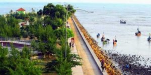 pantai boom Tuban