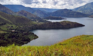 Bukit Holbung Danau Toba