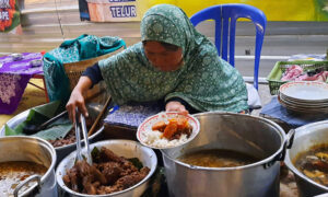 Kuliner Tengah Malam Malioboro