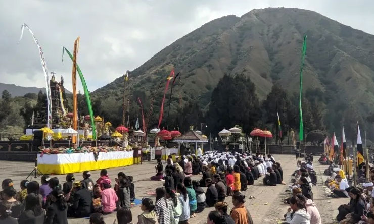 Ritual Kasada Gunung Bromo